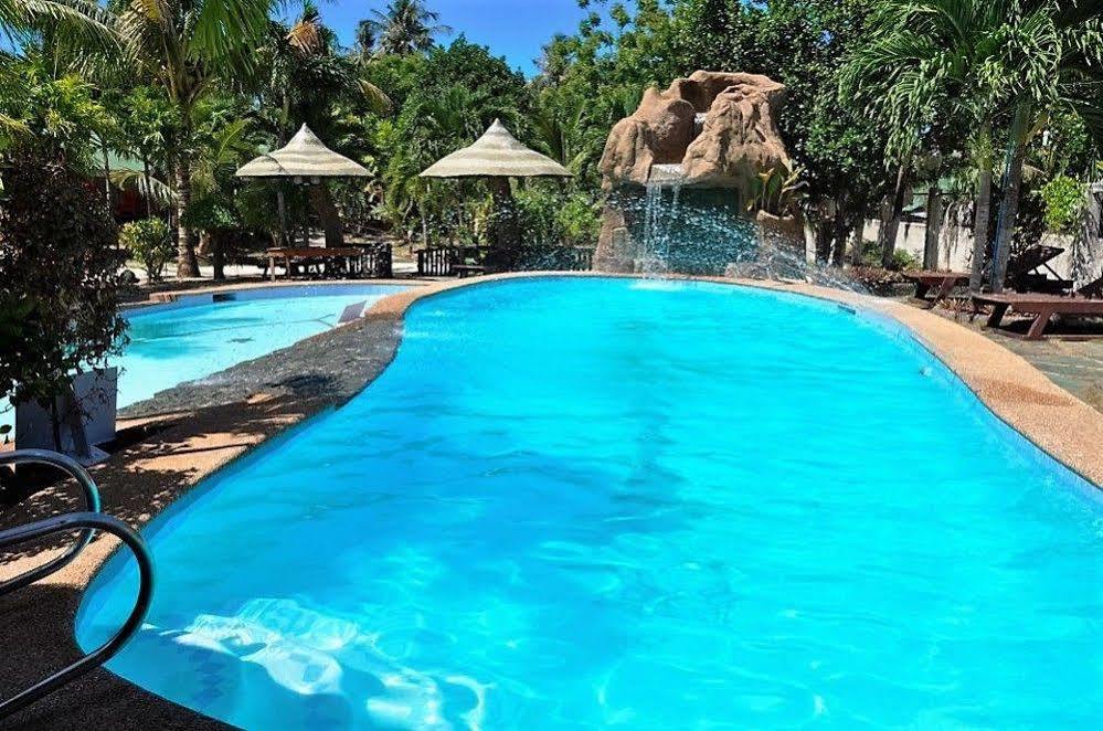 Coco Grove Nature Resort And Spa Cebu Buitenkant foto